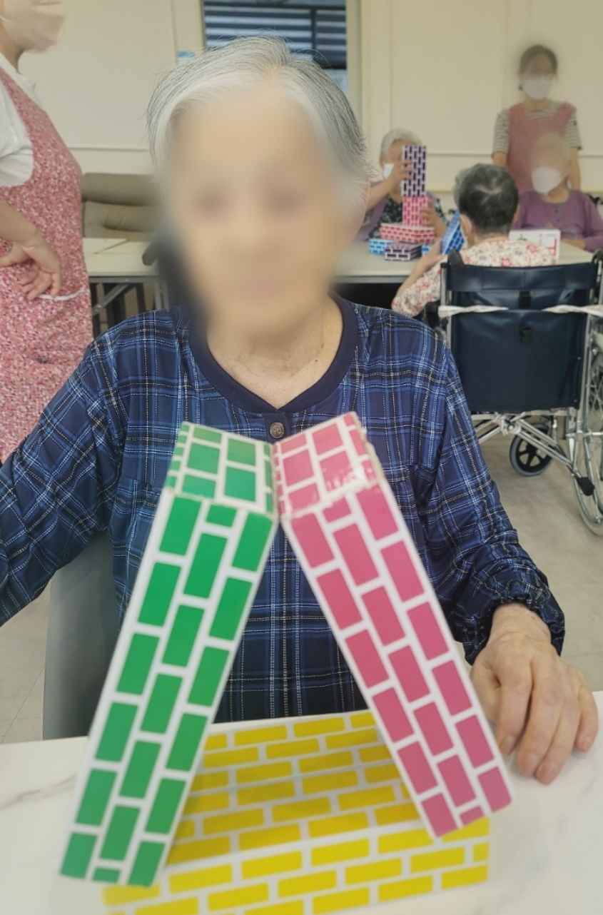 64893c25951a0060f71d0fdbad8fbb12_1756799371_5728.jpg